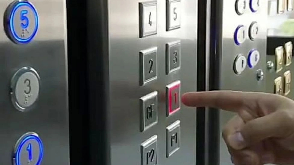 Familiarity with elevator safety tips Familiarity with elevator safety tips